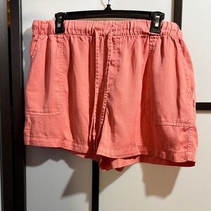 GAP Coral Women's Cargo Shorts